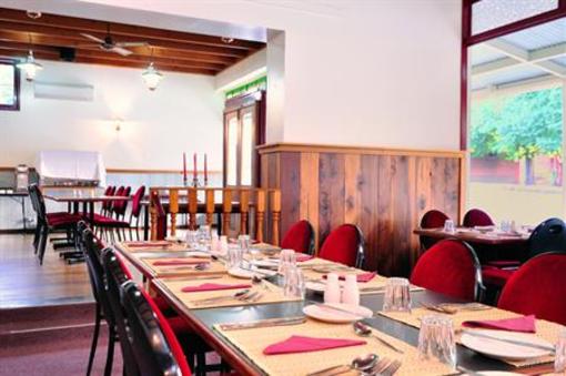 фото отеля Carriage Motor Inn Beechworth