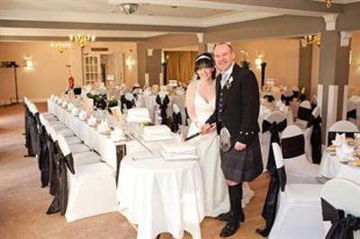 фото отеля Kaim Park Hotel Bathgate