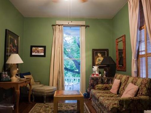фото отеля Arbor House Suites Bed and Breakfast