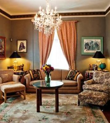 фото отеля Arbor House Suites Bed and Breakfast