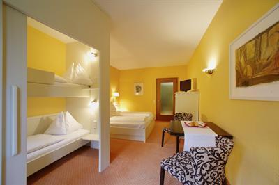 фото отеля Gartenhotel Kristall