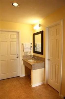 фото отеля Bay Breeze Inn Oakland