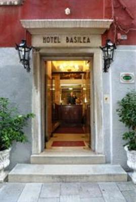 фото отеля Hotel Basilea Dipendenza