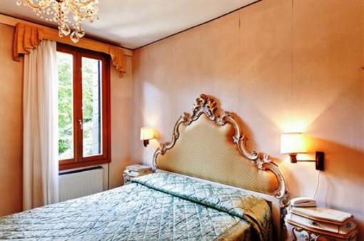 фото отеля Hotel Basilea Dipendenza