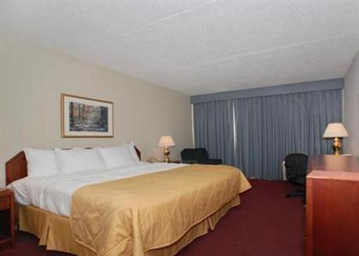 фото отеля Days Inn - Iowa City Coralville