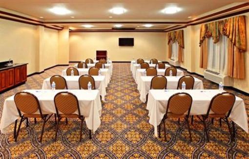 фото отеля Holiday Inn Express Hotel & Suites Sherman