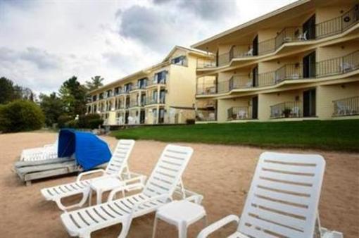 фото отеля Pointes North Resort Traverse City