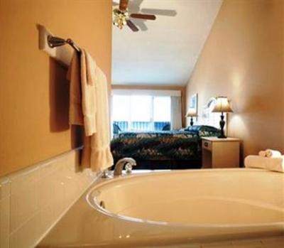 фото отеля Pointes North Resort Traverse City