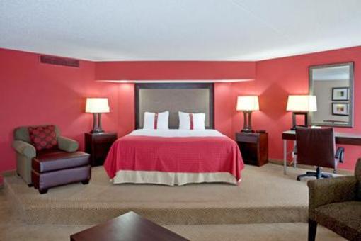 фото отеля Holiday Inn Olathe-Great Plains Mall Area