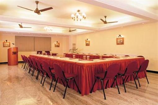 фото отеля Riviera Suites