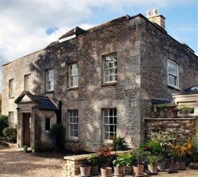 фото отеля Folly Farm Cottages Tetbury