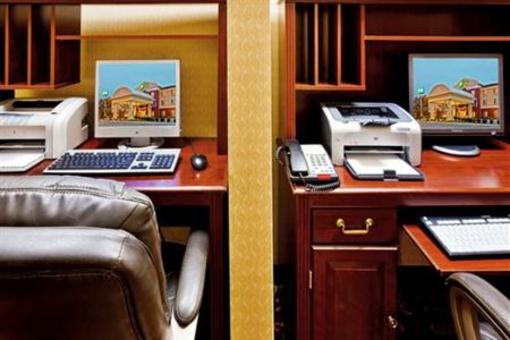 фото отеля Holiday Inn Express Dickson