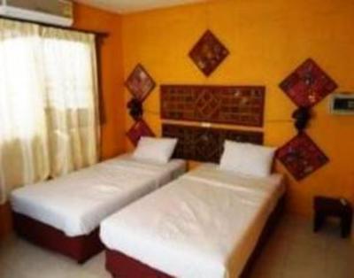 фото отеля Pirates Guesthouse Ko Phi Phi Don