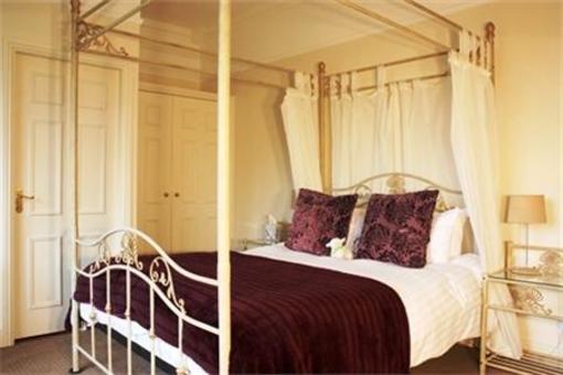 фото отеля Lake House Ambleside