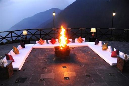 фото отеля Aamod at Ala Dalhousie