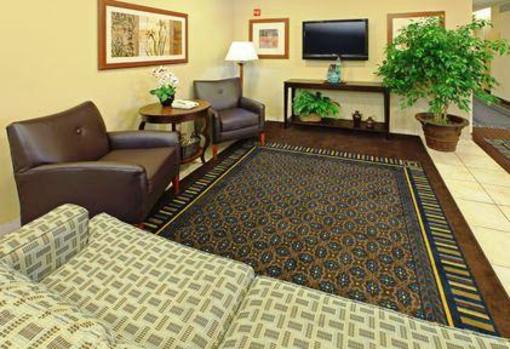 фото отеля Candlewood Suites Hot Springs