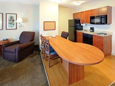 фото отеля Candlewood Suites Hot Springs