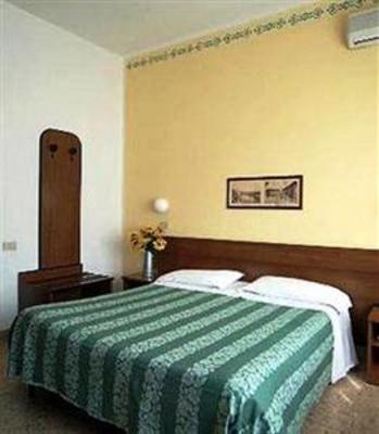 фото отеля Cecile Hotel Pisa