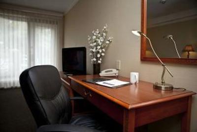 фото отеля WelcomINNS Hotel Ottawa