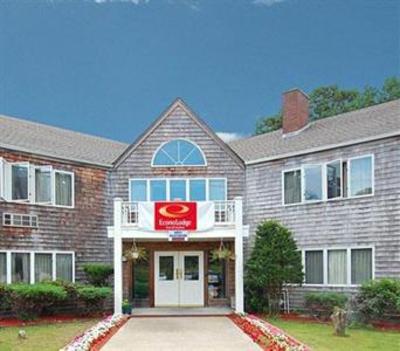 фото отеля Econo Lodge Inn & Suites Groton