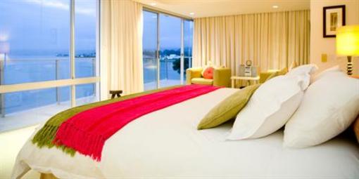 фото отеля Milkwood Bay Guest House