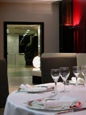 фото отеля Holiday Inn Cosenza