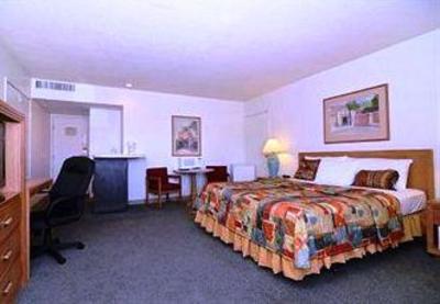 фото отеля Americas Best Value Inn & Suites El Paso