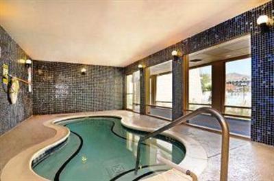 фото отеля Americas Best Value Inn & Suites El Paso