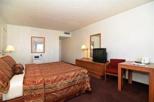 фото отеля Americas Best Value Inn & Suites El Paso