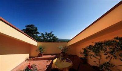 фото отеля Villa La Grotta Loro Ciuffenna