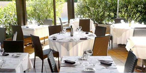 фото отеля Hotel Le Pre Saint Michel Manosque