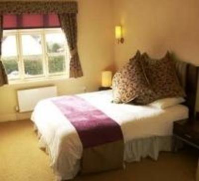 фото отеля The Cadogan Arms Bed and Breakfast Bury St. Edmunds