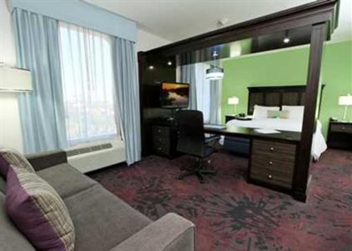 фото отеля Hampton Inn and Suites Winnie