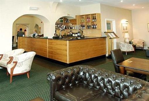 фото отеля Bells Hotel and the Forest of Dean Golf & Bowls Club