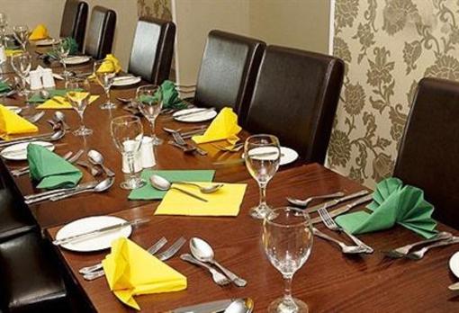 фото отеля Bells Hotel and the Forest of Dean Golf & Bowls Club
