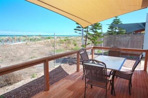 фото отеля Discovery Holiday Parks Adelaide Beachfront