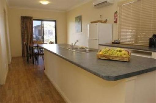 фото отеля Discovery Holiday Parks Adelaide Beachfront