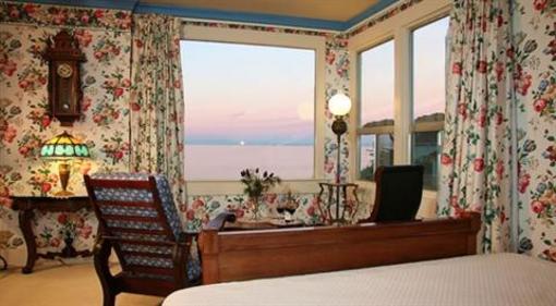 фото отеля Martine Inn Pacific Grove