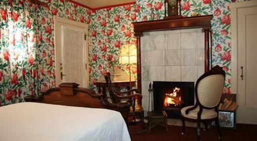 фото отеля Martine Inn Pacific Grove