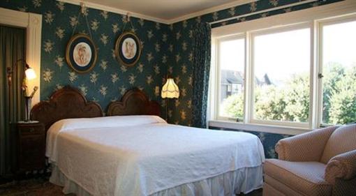 фото отеля Martine Inn Pacific Grove