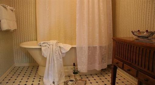 фото отеля Martine Inn Pacific Grove