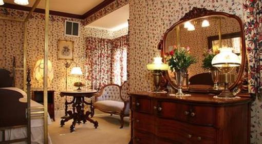 фото отеля Martine Inn Pacific Grove