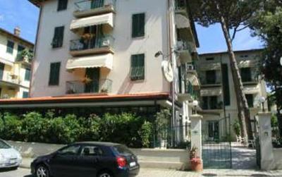 фото отеля Hotel La Primula Forte Dei Marmi