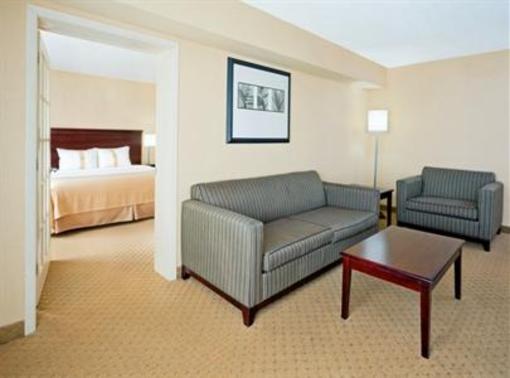 фото отеля Holiday Inn East Windsor