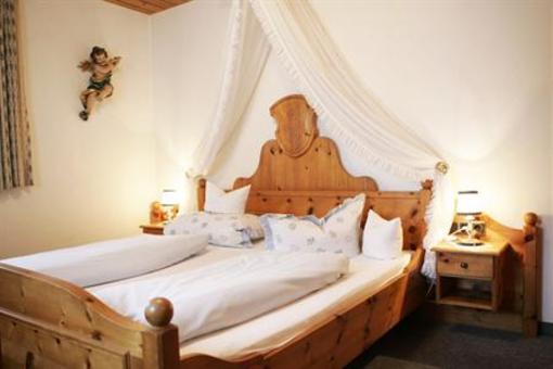 фото отеля Gasthof Fraundorfer