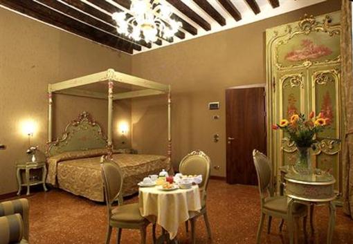 фото отеля Hotel Al Ponte Mocenigo