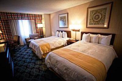 фото отеля High Point Plaza Hotel and Conference Center