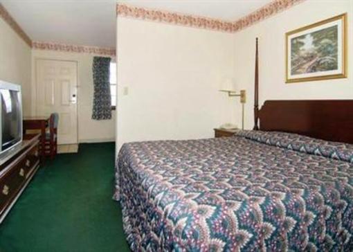 фото отеля Nashville Airport Inn & Suites