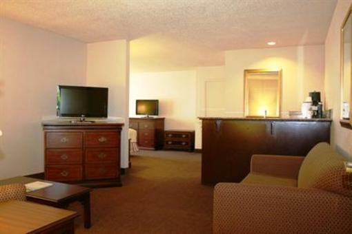 фото отеля BEST WESTERN Plus Milwaukee Airport Hotel & Conference Center