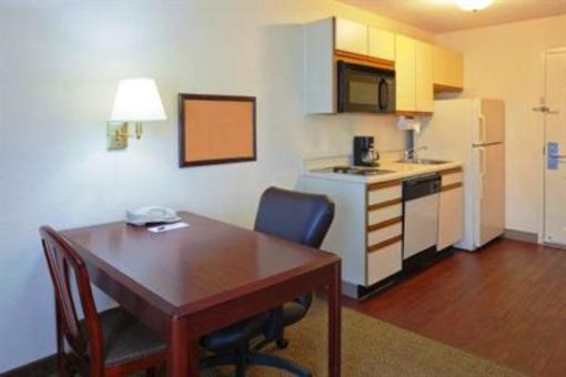 фото отеля Candlewood Suites Birmingham